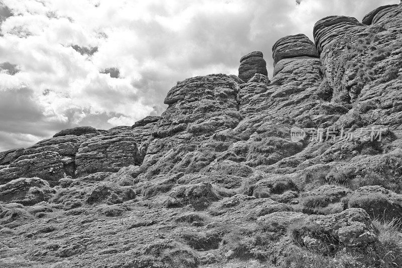 达特穆尔 (Dartmoor) 上的海托 (Hay Tor)